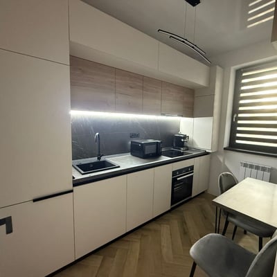 Alquiler de nuevos apartamentos amueblados de 2 habitaciones, 54 m², Constanța, Rumanía